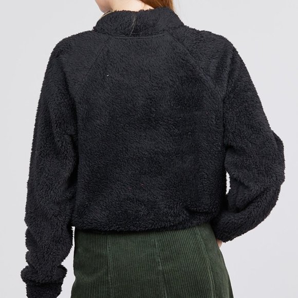 🎀Long Dolman Sleeve Mock Neck Top🎀 - Picture 4 of 4